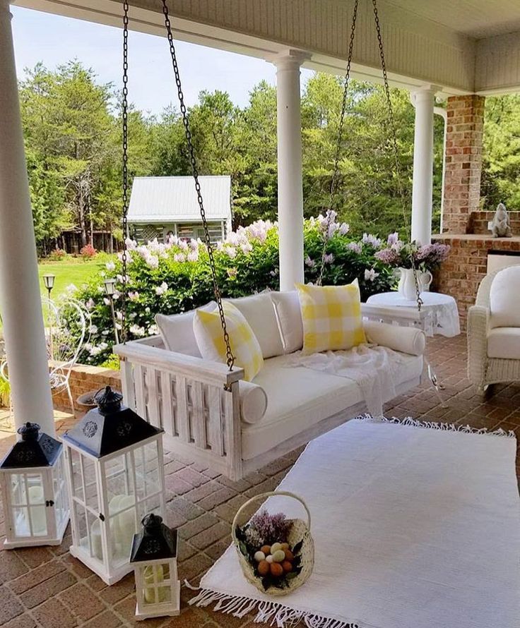 Building a Three Season Porch: Tips, Tricks, and Design Ideas